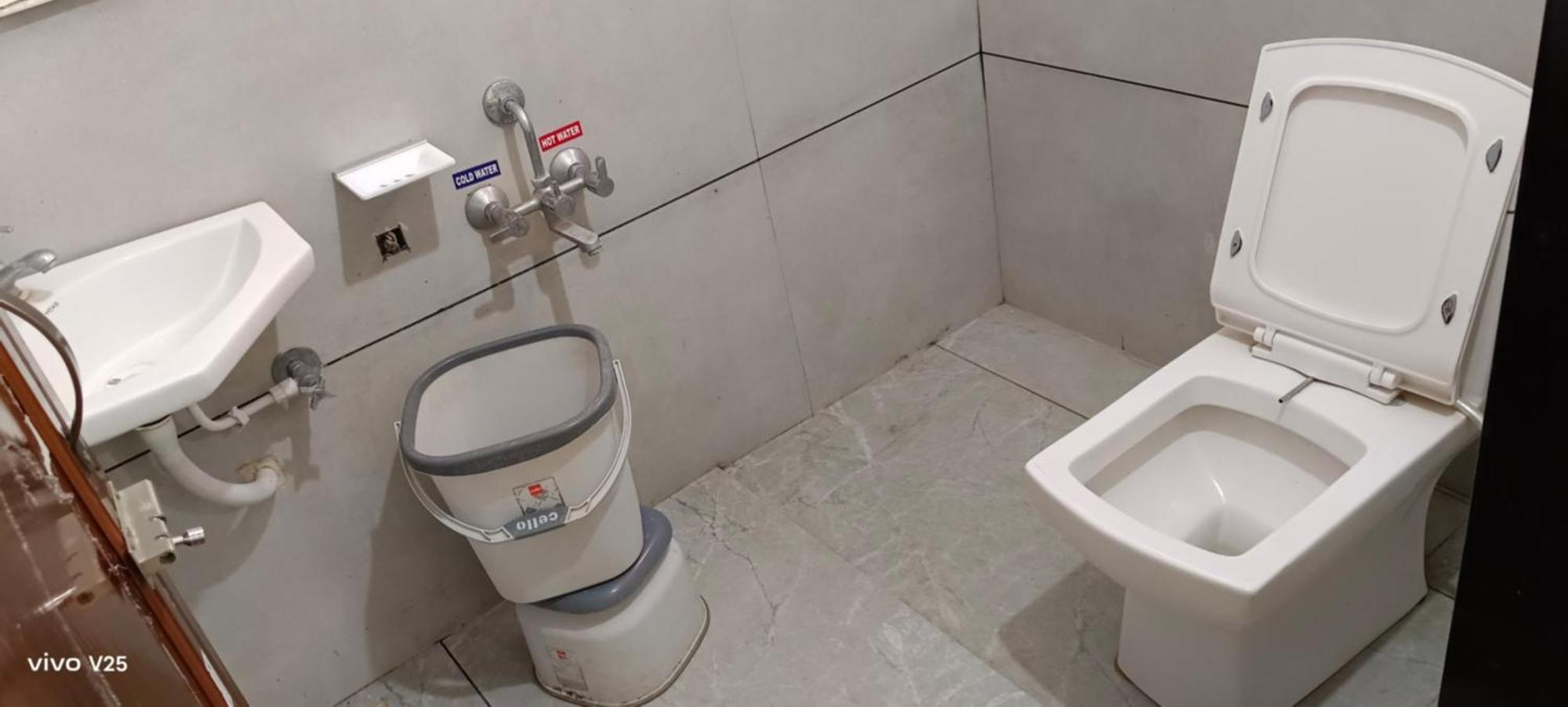 Hotel Tulsi Сомнатг Екстер'єр фото